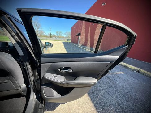 Used 2020 Nissan Sentra SV image 25