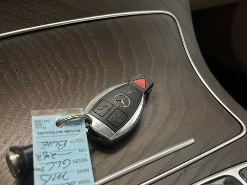 Used 2019 Mercedes-Benz GLC 300 4MATIC image 49