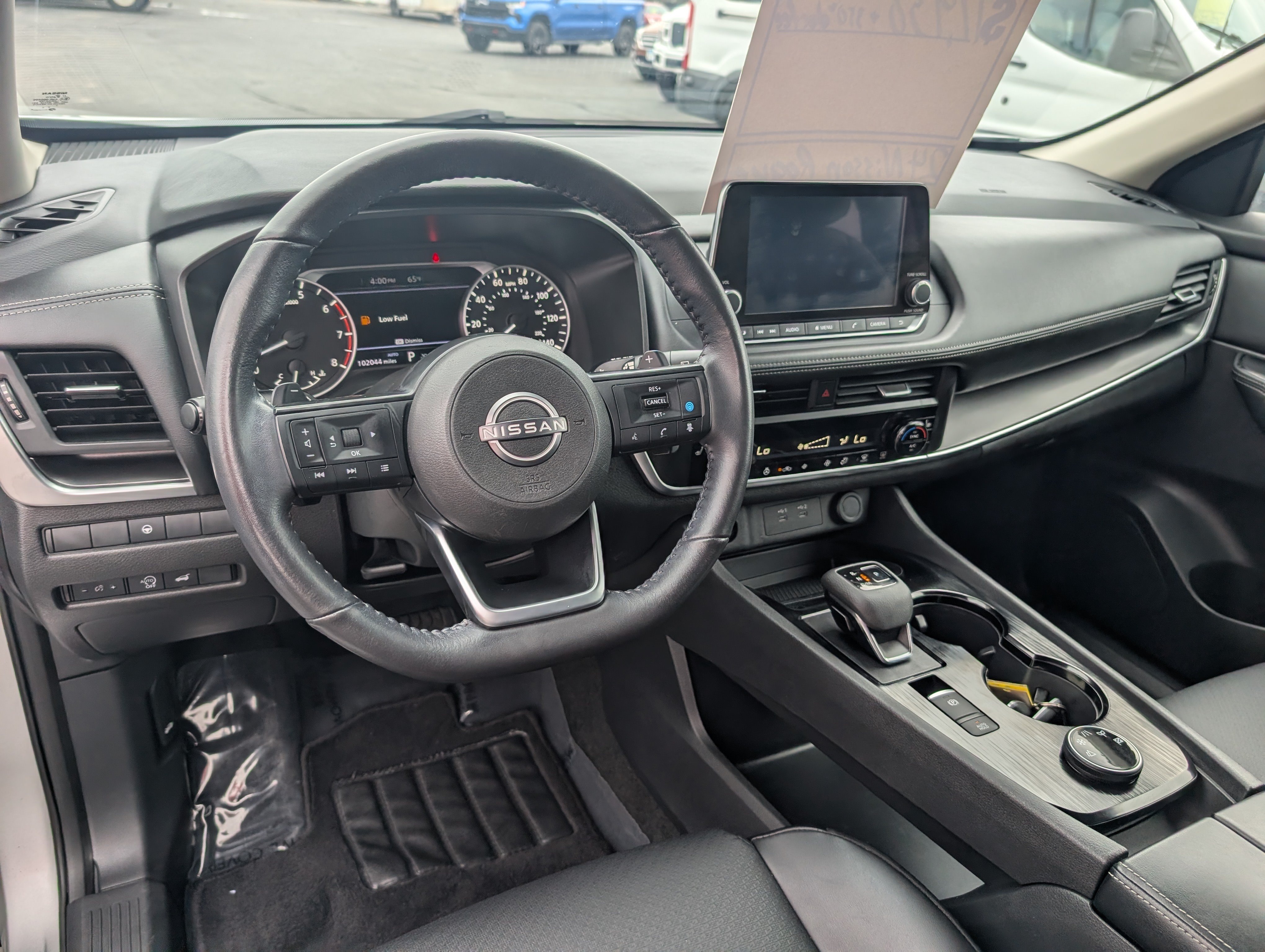 Used 2024 Nissan Rogue SV w/ SV Premium Package AWD/4WD image 13