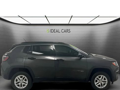 Used 2021 Jeep Compass Sport AWD/4WD image 4