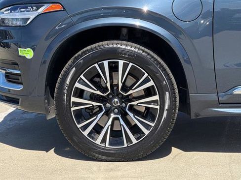 Certified 2023 Volvo XC90 T8 Core w/ Protection Package Premier image 31