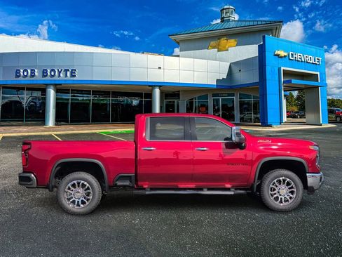 New 2026 Chevrolet Silverado 2500 LTZ image 7
