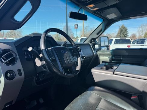 Used 2011 Ford F350 Lariat w/ FX4 4X4 Off-Road Pkg image 10