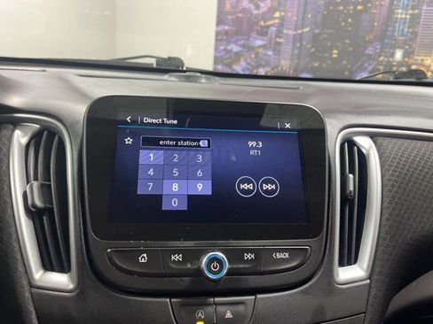 Used 2023 Chevrolet Malibu LT w/ Driver Confidence Package image 17