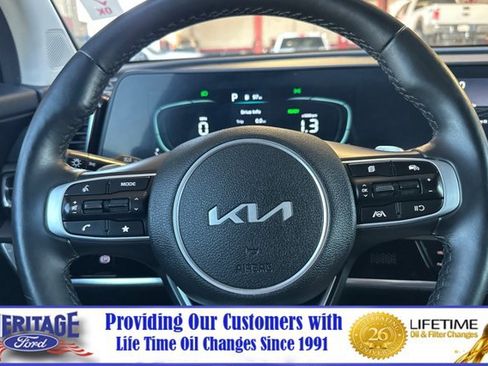 Used 2023 Kia Sportage EX image 24