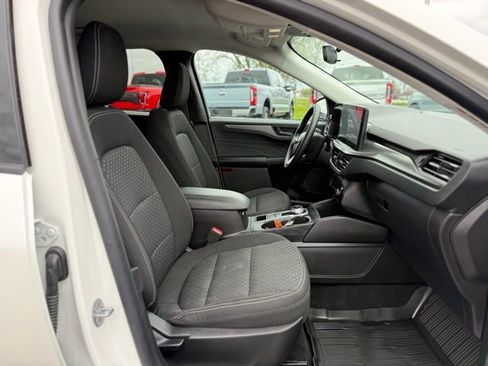Used 2023 Ford Escape Active w/ Tech Pack #1 AWD/4WD image 17