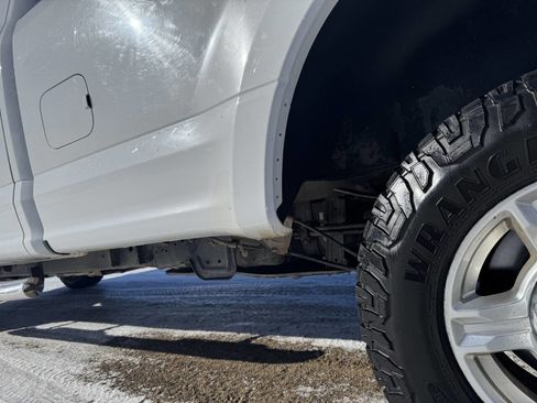 Used 2017 Ford F250 XLT w/ FX4 Off-Road Package AWD/4WD image 22