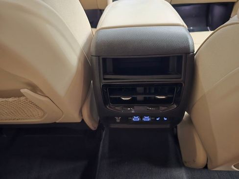 Certified 2022 Jeep Grand Cherokee Limited AWD/4WD image 33