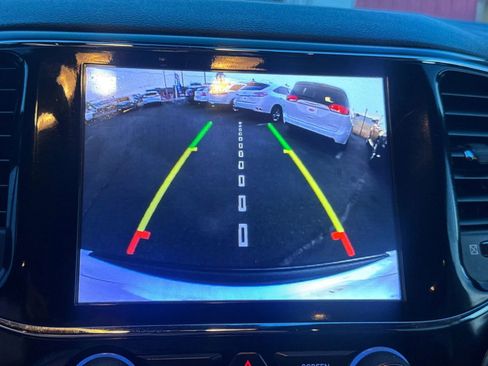 Used 2019 Jeep Grand Cherokee Altitude image 31