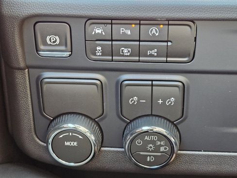 New 2026 Chevrolet Tahoe Premier image 21