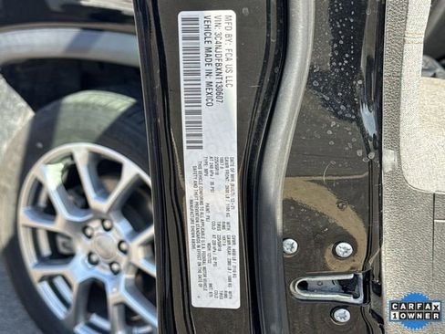 Used 2022 Jeep Compass Latitude image 36