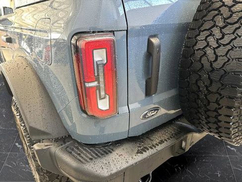 New 2025 Ford Bronco Badlands w/ Sasquatch Package AWD/4WD image 32