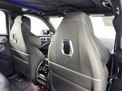 Used 2024 BMW XM image 41
