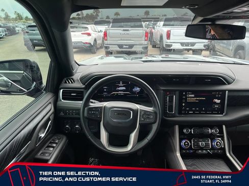 Used 2024 GMC Yukon XL Denali AWD/4WD image 14