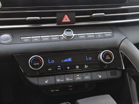New 2026 Hyundai Elantra Limited FWD image 14