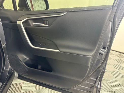 Used 2019 Toyota RAV4 Limited w/ Advanced Technology Package AWD/4WD image 37