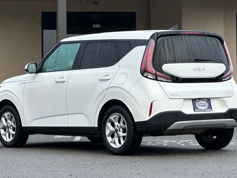 Used 2024 Kia Soul LX w/ Option Group 015 image 6