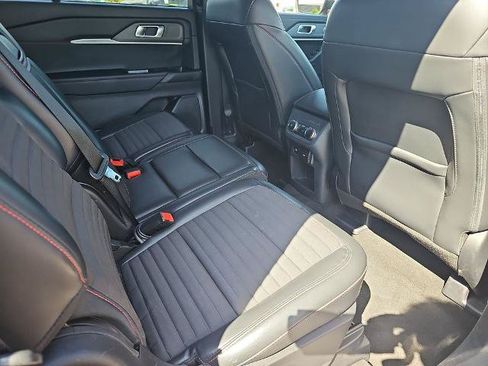 Certified 2025 Ford Explorer ST-Line w/ ST-Line Street Pack AWD/4WD image 11