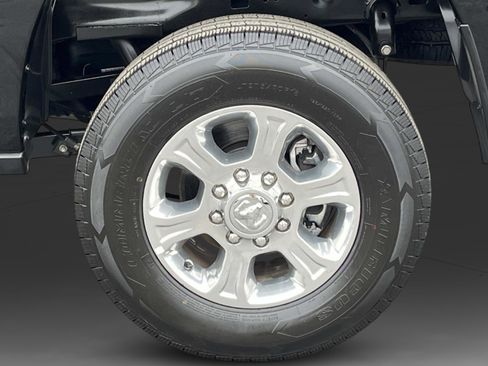 Used 2024 RAM 2500 Big Horn image 15