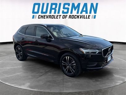 Used 2018 Volvo XC60 T6 Momentum w/ Vision Package