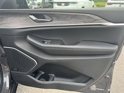 Used 2024 Jeep Grand Cherokee L Limited w/ Trailer Tow Package image 14