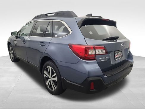 Used 2018 Subaru Outback 2.5i Limited image 6