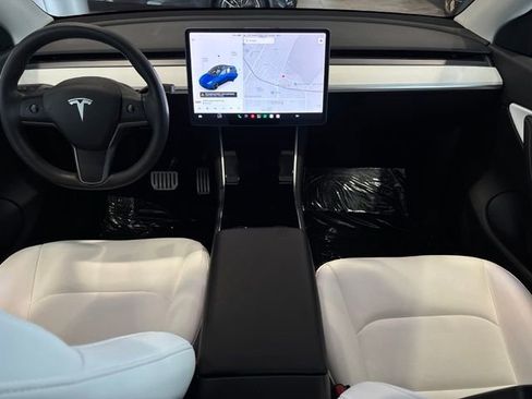 Used 2021 Tesla Model Y Performance AWD/4WD image 19