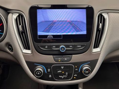 Used 2022 Chevrolet Malibu LS FWD image 8