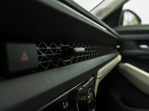 Used 2024 Honda Accord EX image 32