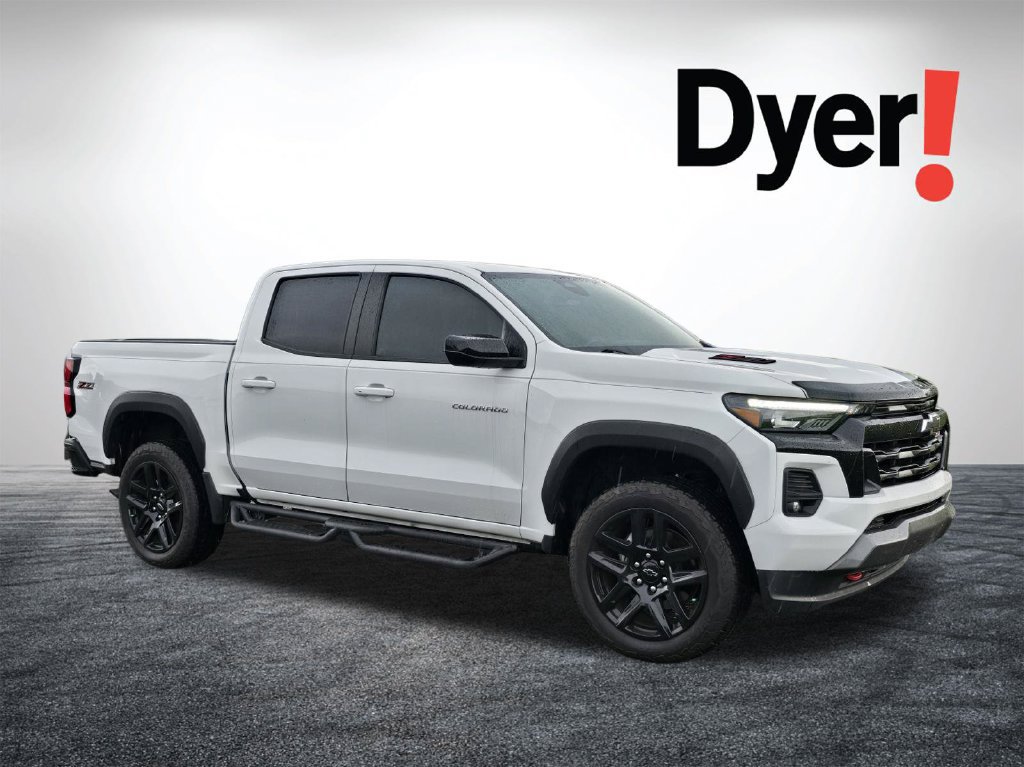 Used 2024 Chevrolet Colorado Z71 w/ Z71 Convenience Package 2 AWD/4WD image 1
