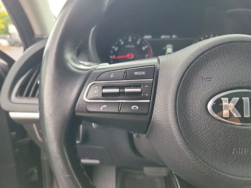Used 2019 Kia Stinger Premium RWD image 17