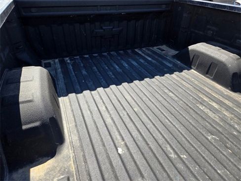 Used 2022 Chevrolet Silverado 1500 LT image 18