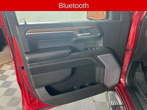 Used 2022 Chevrolet Silverado 1500 High Country w/ Technology Package AWD/4WD image 10