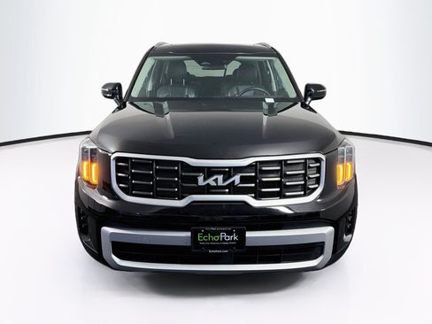 Used 2025 Kia Telluride S FWD image 2