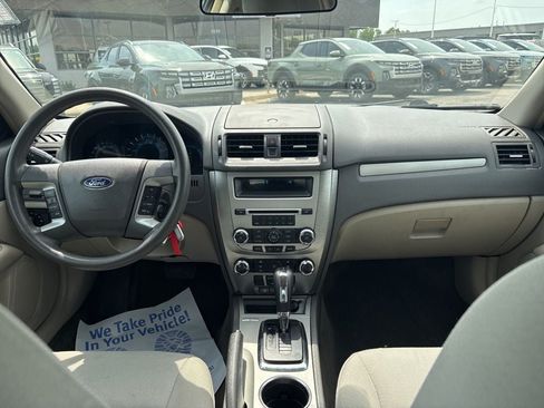 Used 2012 Ford Fusion SE FWD image 29