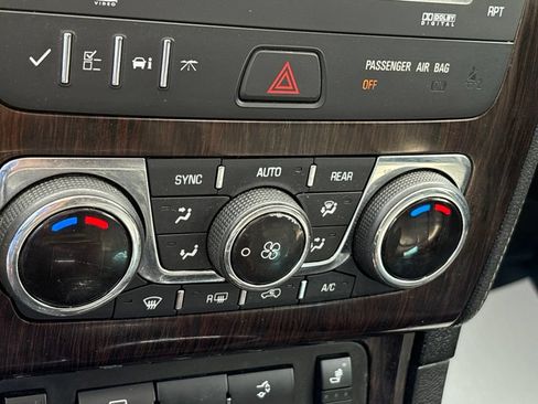 Used 2015 Chevrolet Traverse LT AWD/4WD image 17