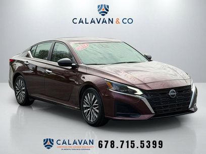 Used 2024 Nissan Altima 2.5 SV