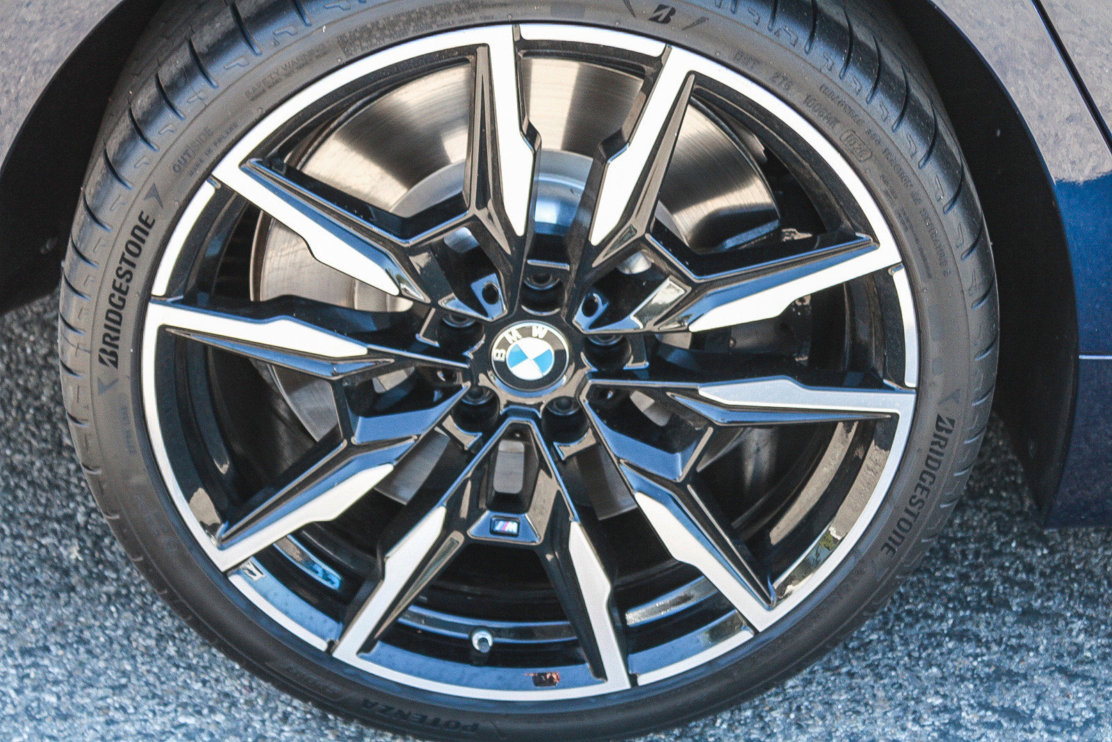 Certified 2025 BMW M850i xDrive w/ M Carbon Exterior Package AWD/4WD image 12