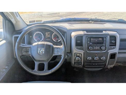 Used 2016 RAM 1500 Express AWD/4WD image 26