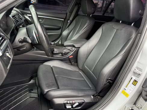 Used 2018 BMW 330i Sedan RWD image 14