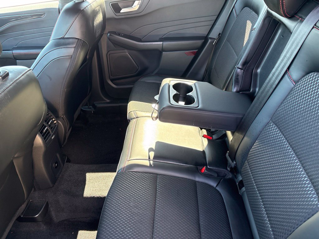 Used 2024 Ford Escape ST-Line w/ Tech Pack #1 AWD/4WD image 28