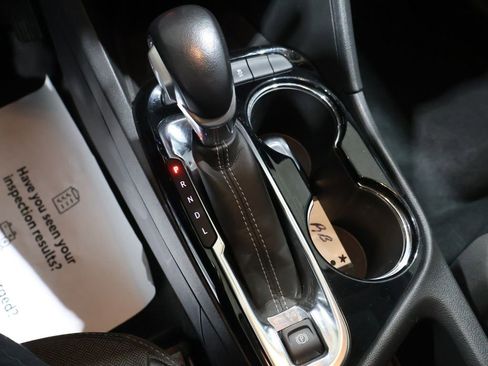 Used 2024 Buick Encore GX Preferred image 30