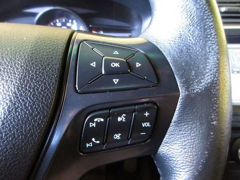 Used 2016 Ford Explorer XLT w/ Equipment Group 202A image 16