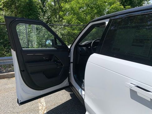 New 2025 Land Rover Range Rover Sport Dynamic SE image 10