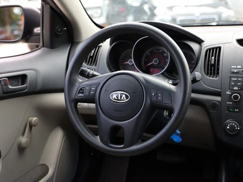 Used 2012 Kia Forte LX FWD image 28