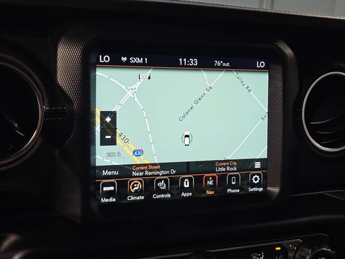 Used 2022 Jeep Wrangler Unlimited Sahara w/ Cold Weather Group AWD/4WD image 29