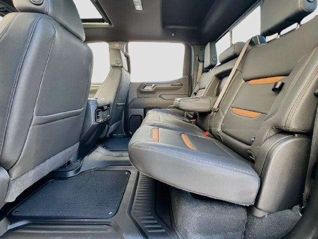 New 2026 GMC Sierra 1500 AT4 w/ AT4 Premium Package AWD/4WD image 17