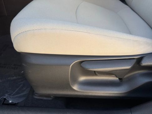 Used 2022 Toyota Corolla LE w/ LE Convenience Package FWD image 18