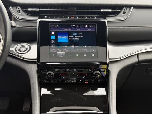 Used 2021 Jeep Grand Cherokee L Laredo AWD/4WD image 13
