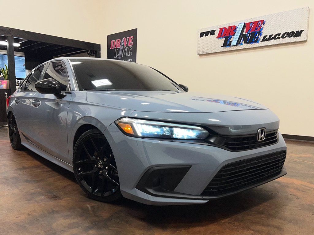 Used 2023 Honda Civic Sport image 1